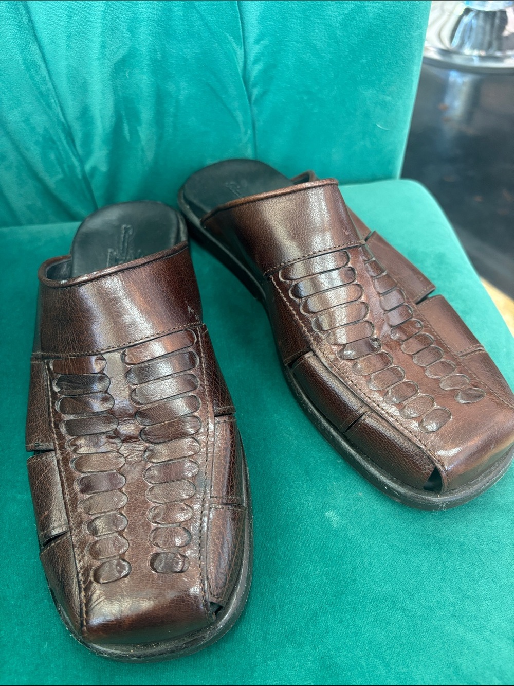 Tommy Bahama Men's Dark Brown Leather Slide Sandals